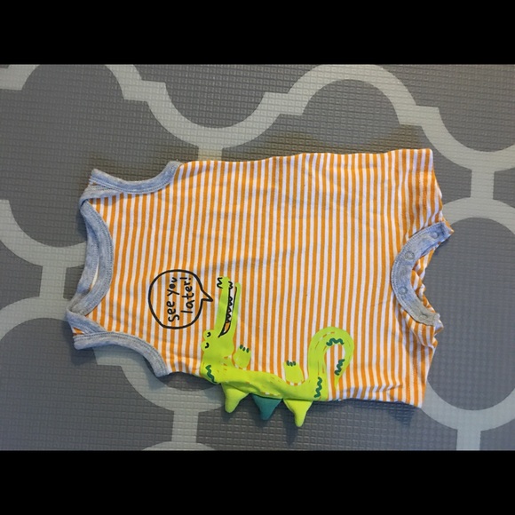 3 Months Comfy Baby Clothes Lot - 4 pieces - Picture 3 of 4